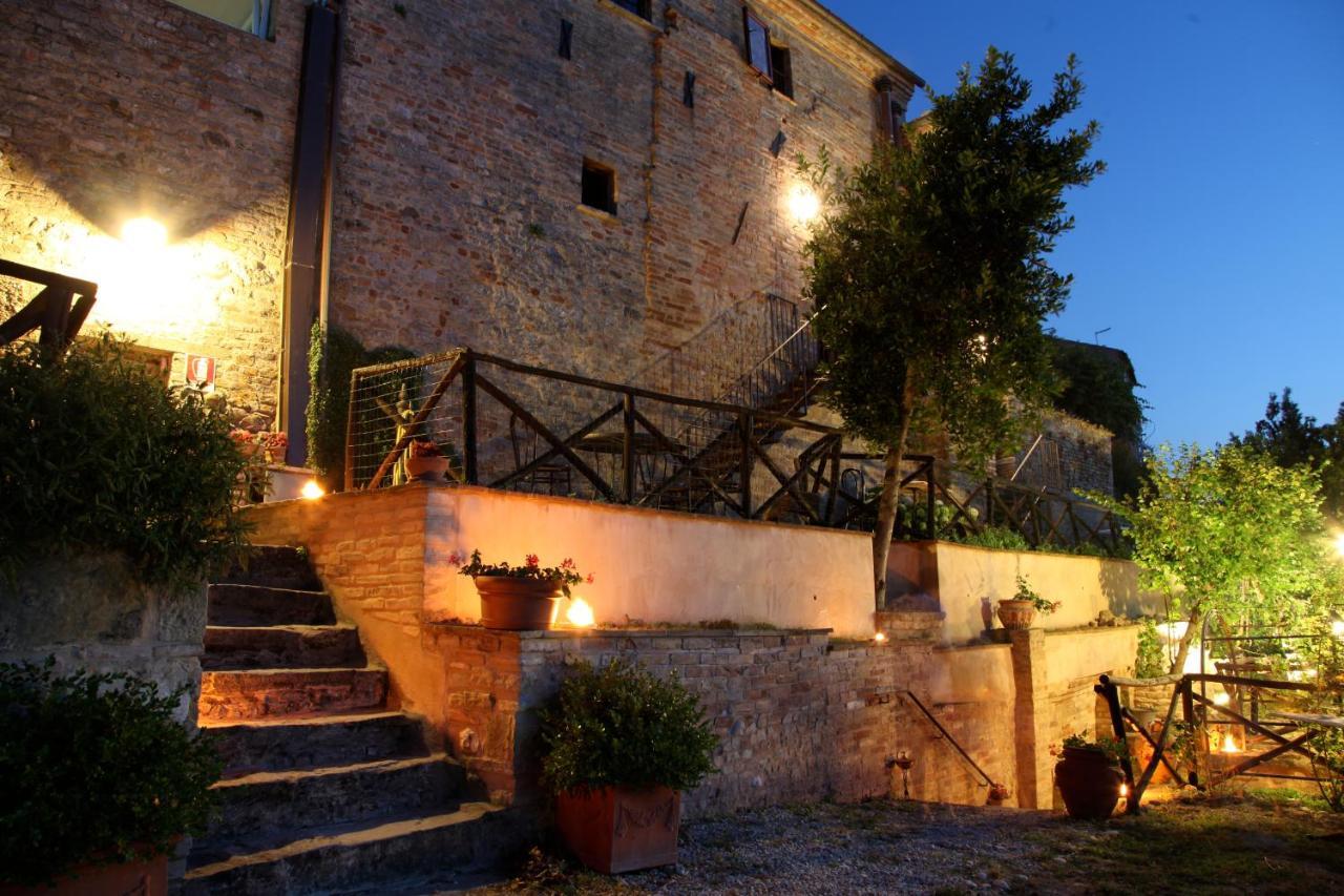 La Rosa Scarlatta Monterubbiano Pokoj fotografie